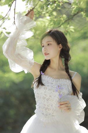 骚妇大奶子